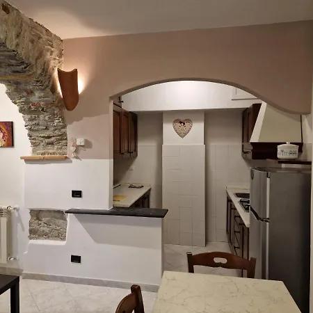 Casa Romantica Tra Liguria E Toscana